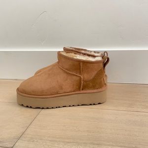 Sheepskin/wool water resistant booties